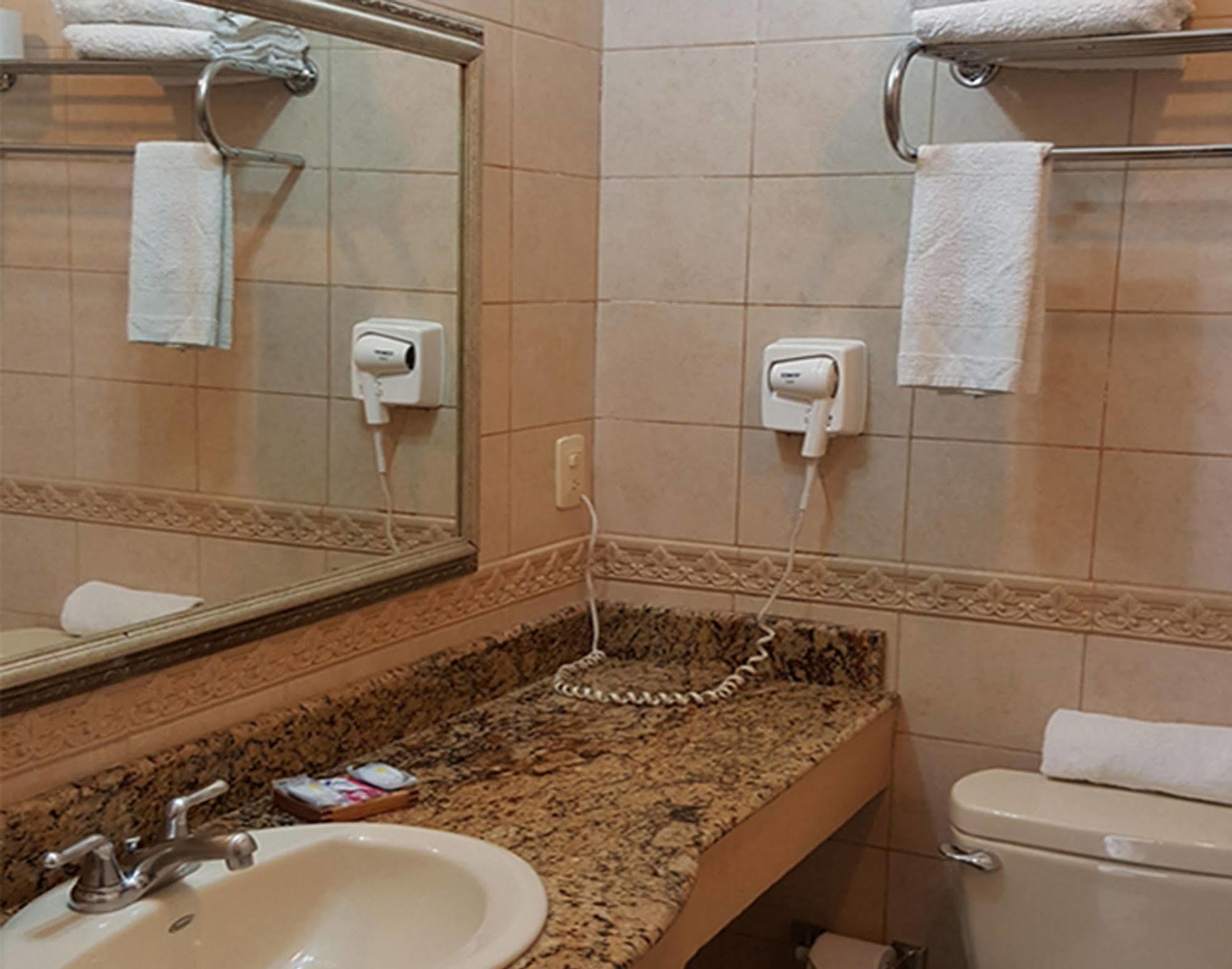 Hotel Plaza Maria Catacamas 외부 사진